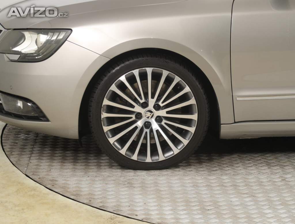 Foto inzerátu Skoda Superb 3.6 FSI V6