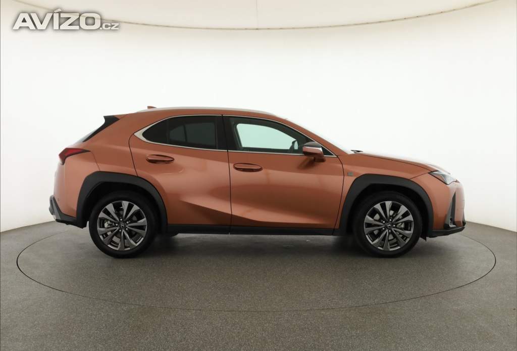 Foto inzerátu Lexus UX 300h