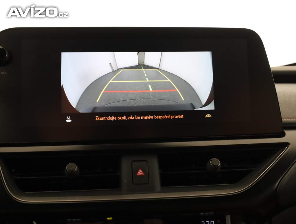 Foto inzerátu Lexus UX 300h
