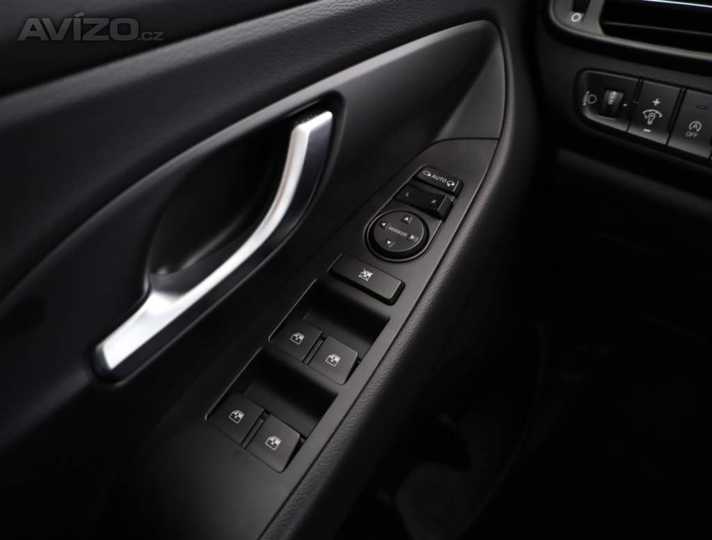 Foto inzerátu Hyundai i30 1.5 T-GDI MHEV