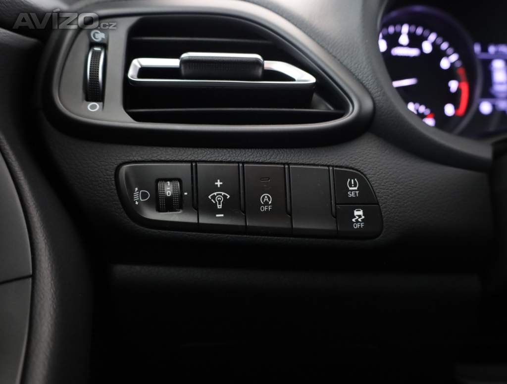 Foto inzerátu Hyundai i30 1.5 T-GDI MHEV