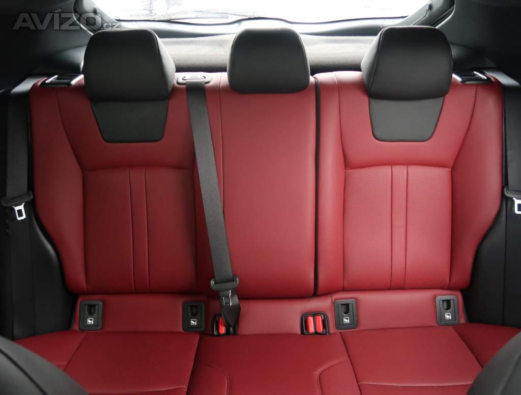 Foto inzerátu Toyota C-HR 1.8 Hybrid