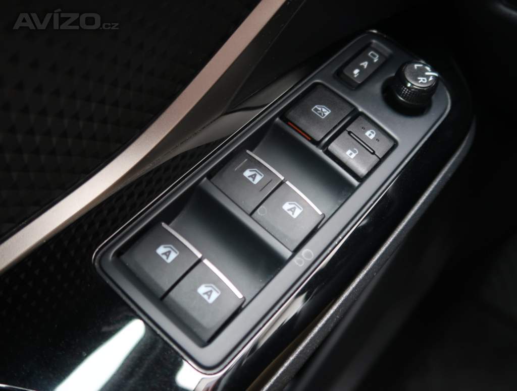 Foto inzerátu Toyota C-HR 1.8 Hybrid