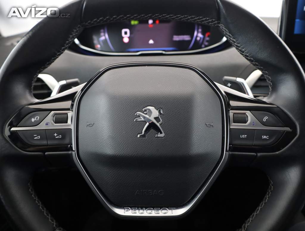 Foto inzerátu Peugeot 5008 PureTech 130