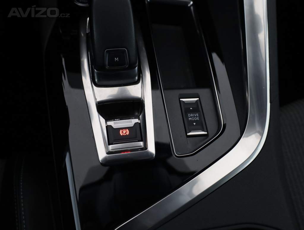 Foto inzerátu Peugeot 5008 PureTech 130
