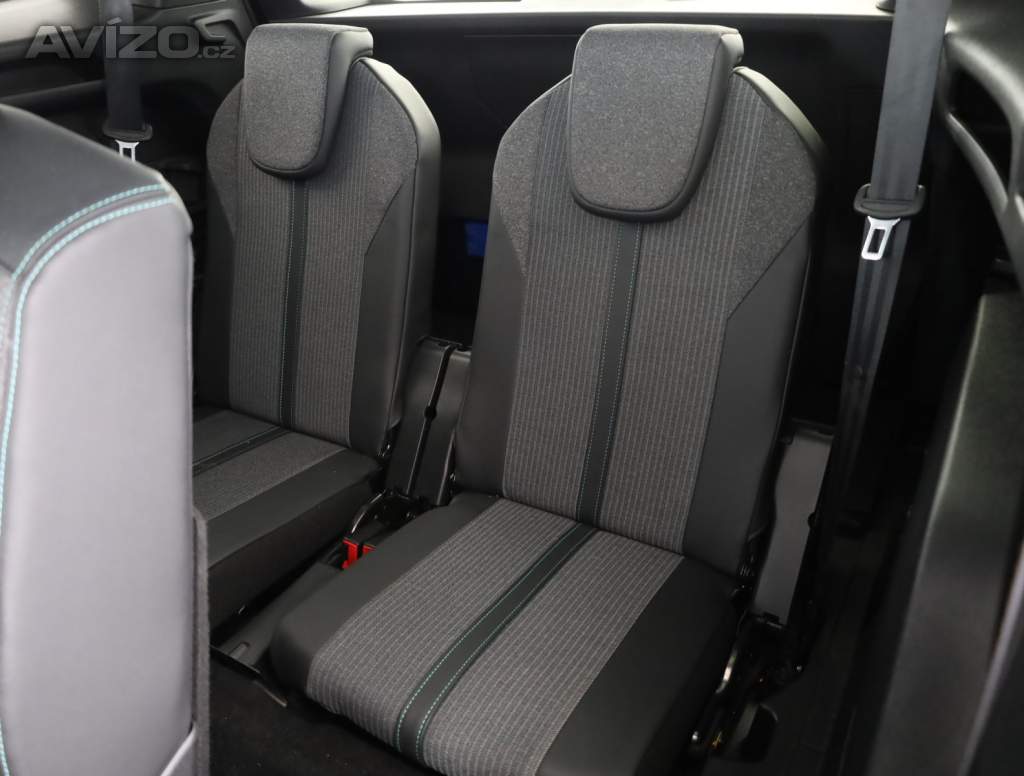 Foto inzerátu Peugeot 5008 PureTech 130