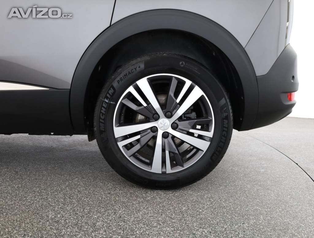 Foto inzerátu Peugeot 5008 PureTech 130