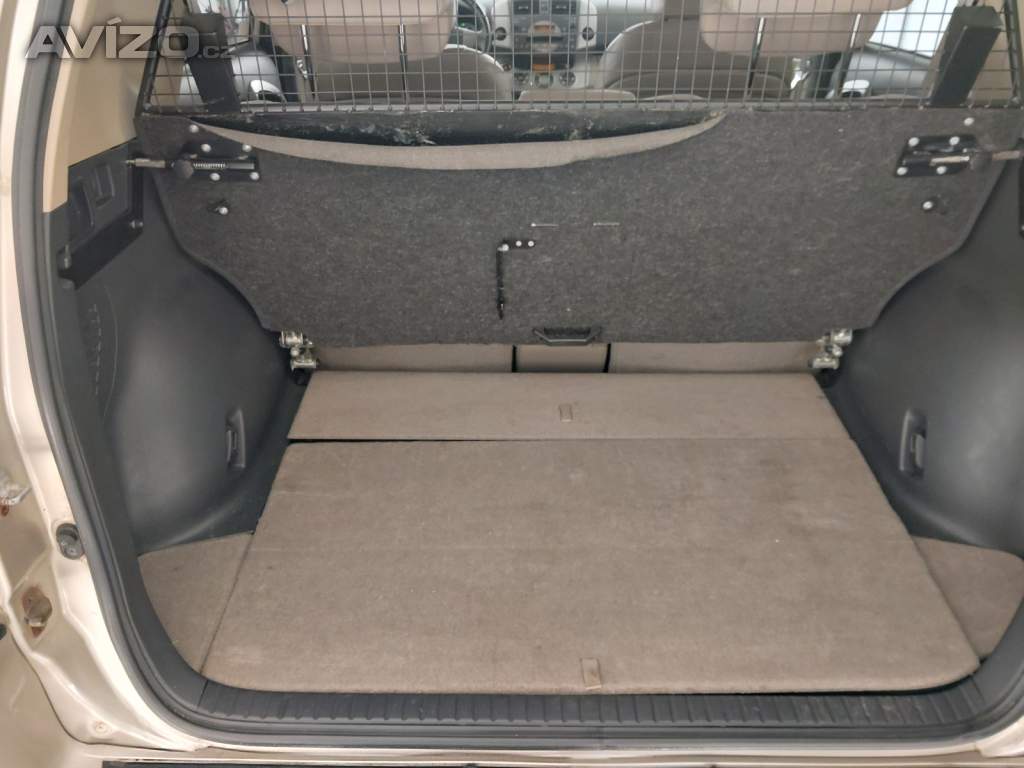Foto inzerátu Toyota RAV 4 2.2 D-CAT