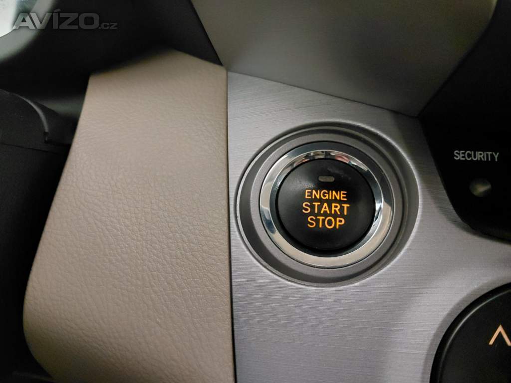 Foto inzerátu Toyota RAV 4 2.2 D-CAT