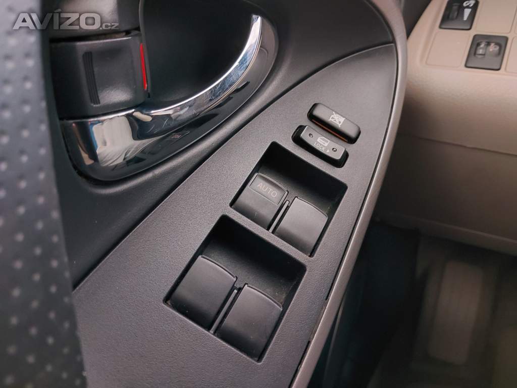 Foto inzerátu Toyota RAV 4 2.2 D-CAT