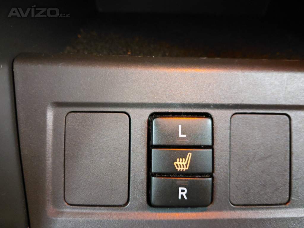 Foto inzerátu Toyota RAV 4 2.2 D-CAT