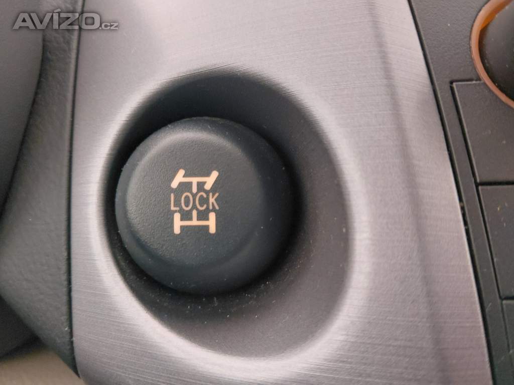 Foto inzerátu Toyota RAV 4 2.2 D-CAT