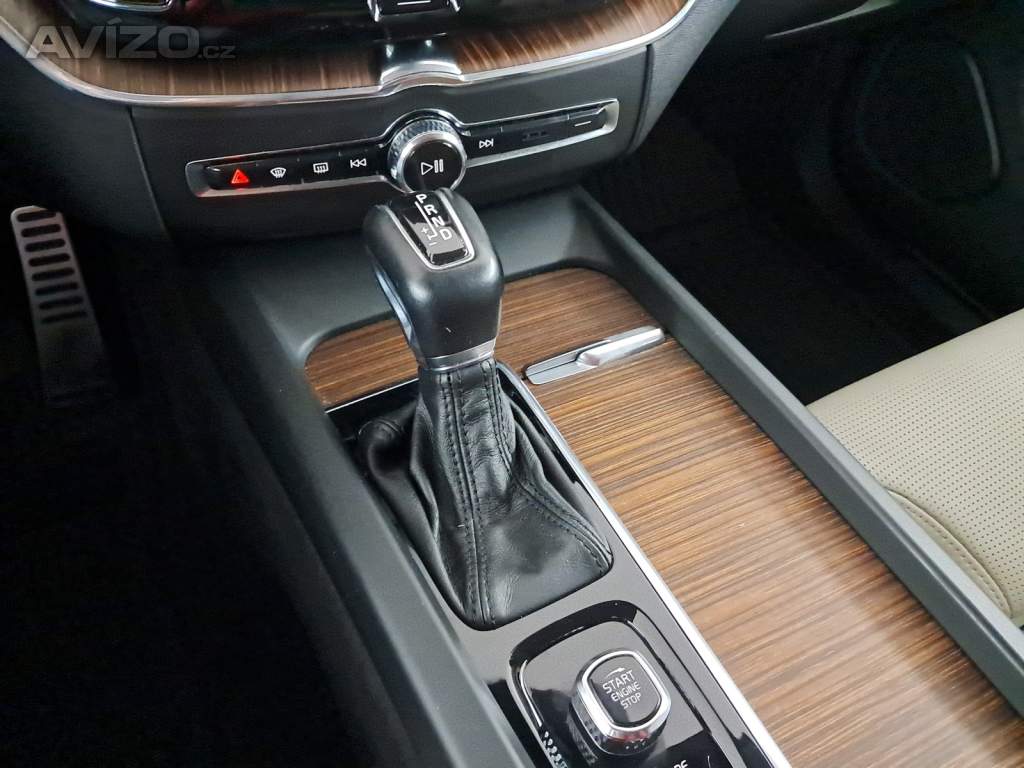 Foto inzerátu Volvo XC60 D4 AWD