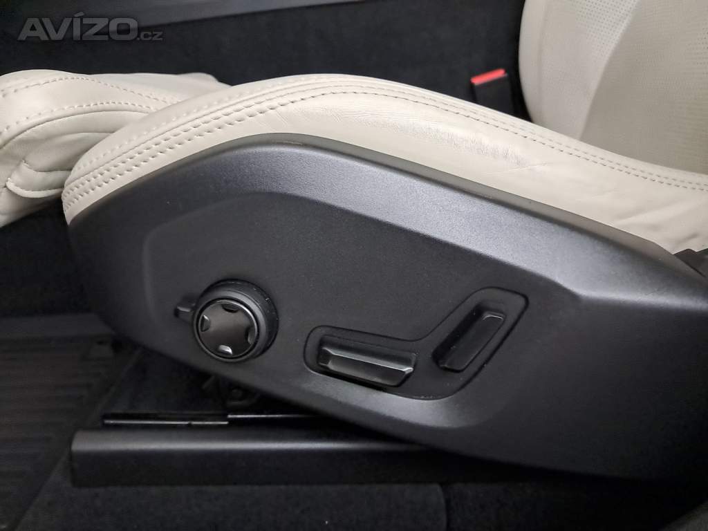 Foto inzerátu Volvo XC60 D4 AWD