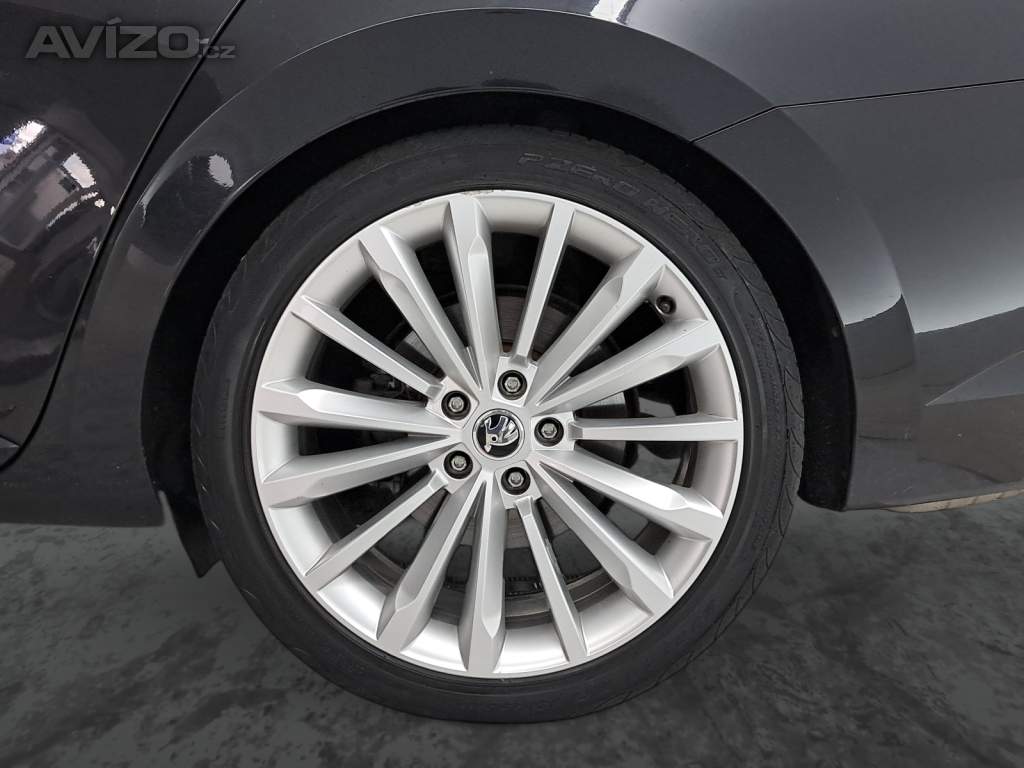Foto inzerátu Skoda Superb 2.0 TDI 4x4