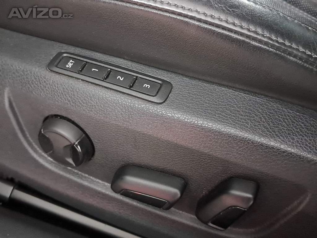 Foto inzerátu Skoda Superb 2.0 TDI 4x4
