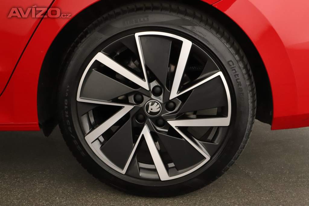 Foto inzerátu Skoda Octavia 1.5 eTSI mHEV
