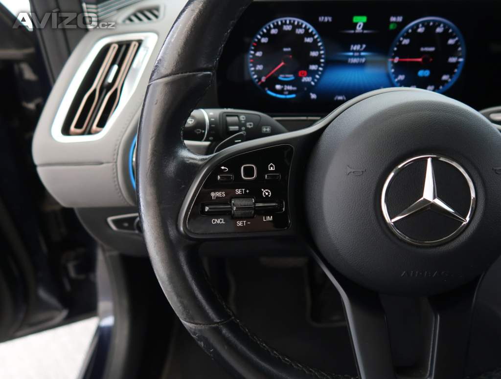 Foto inzerátu Mercedes EQC EQC 400 4MATIC