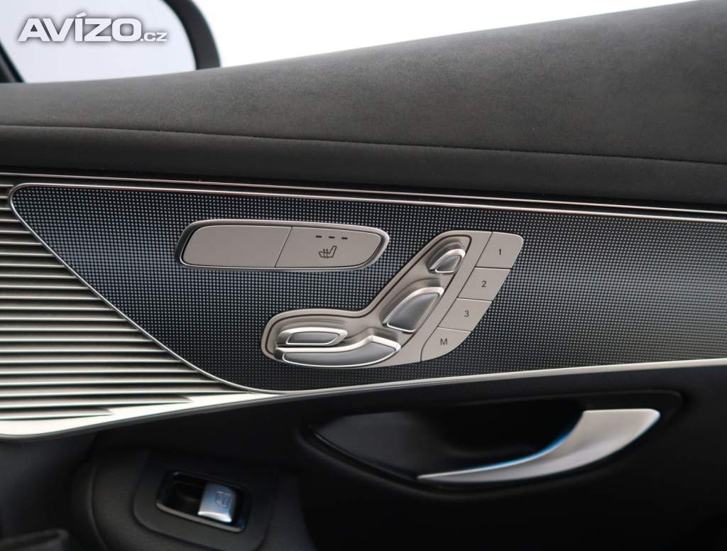 Foto inzerátu Mercedes EQC EQC 400 4MATIC
