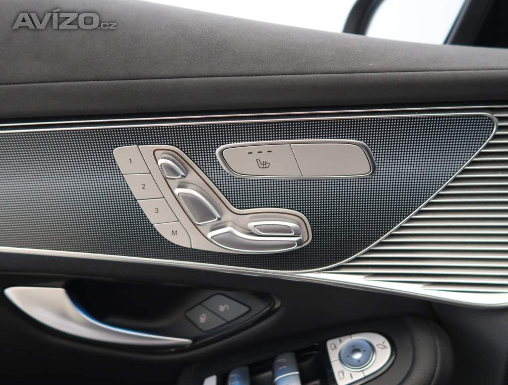 Foto inzerátu Mercedes EQC EQC 400 4MATIC