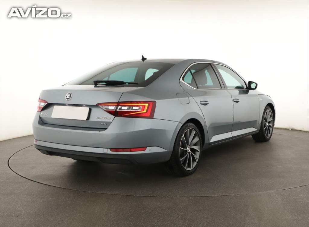Foto inzerátu Skoda Superb 2.0 TDI