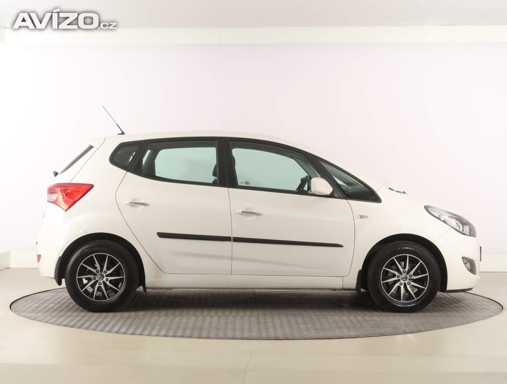 Foto inzerátu Hyundai ix20 1.6 CVVT