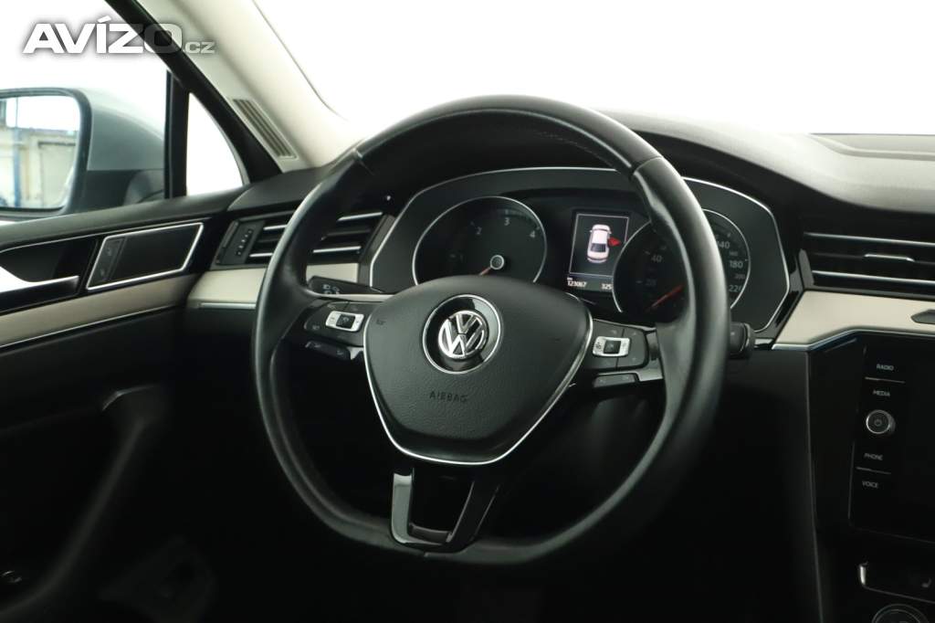 Foto inzerátu VW Passat 2.0 TDI