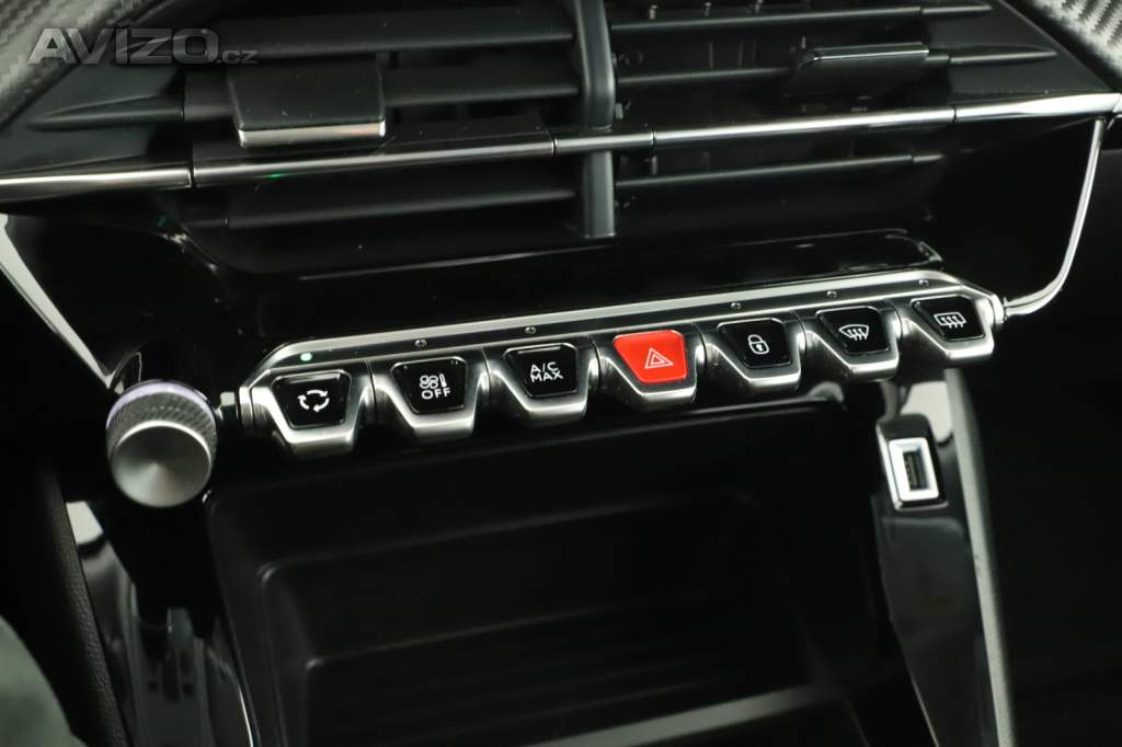 Foto inzerátu Peugeot 2008 1.2 PureTech