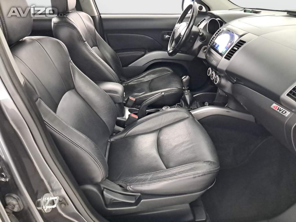 Foto inzerátu Mitsubishi Outlander 2.0 DI-D