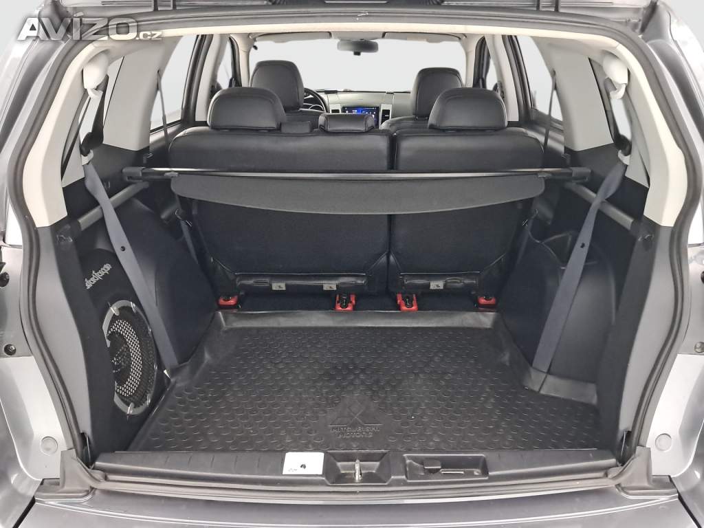Foto inzerátu Mitsubishi Outlander 2.0 DI-D