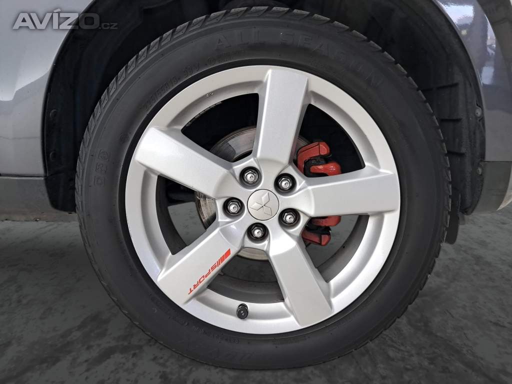 Foto inzerátu Mitsubishi Outlander 2.0 DI-D