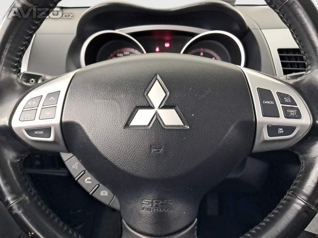 Foto inzerátu Mitsubishi Outlander 2.0 DI-D