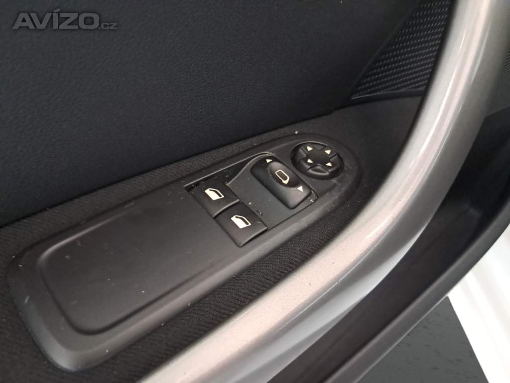 Foto inzerátu Peugeot 308 1.6 HDi