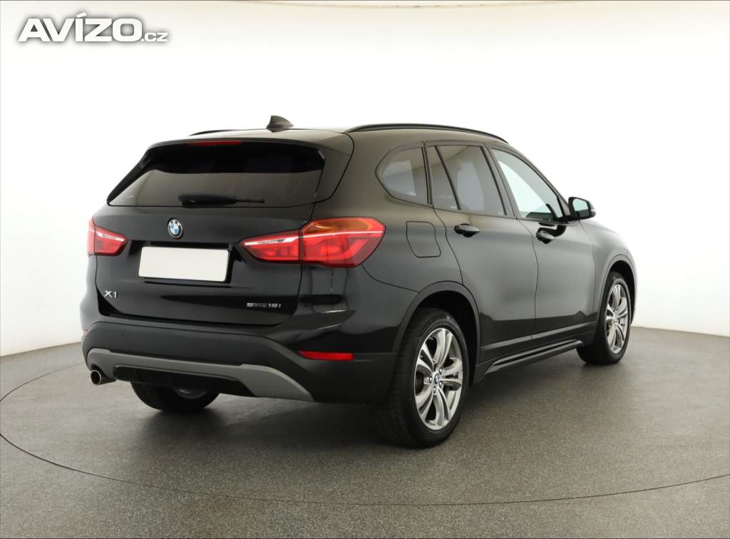 Foto inzerátu BMW X1 sDrive18i