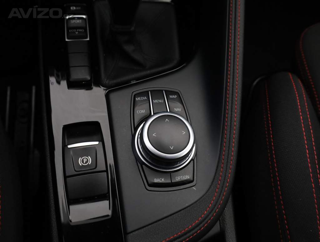 Foto inzerátu BMW X1 sDrive18i
