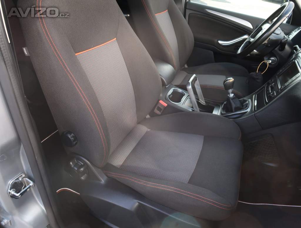 Foto inzerátu Ford S-Max 2.0 TDCi