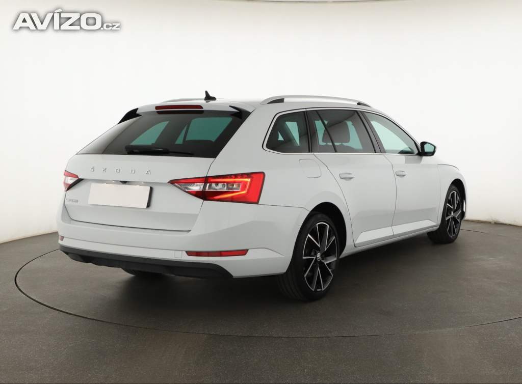 Foto inzerátu Skoda Superb 2.0 TDI