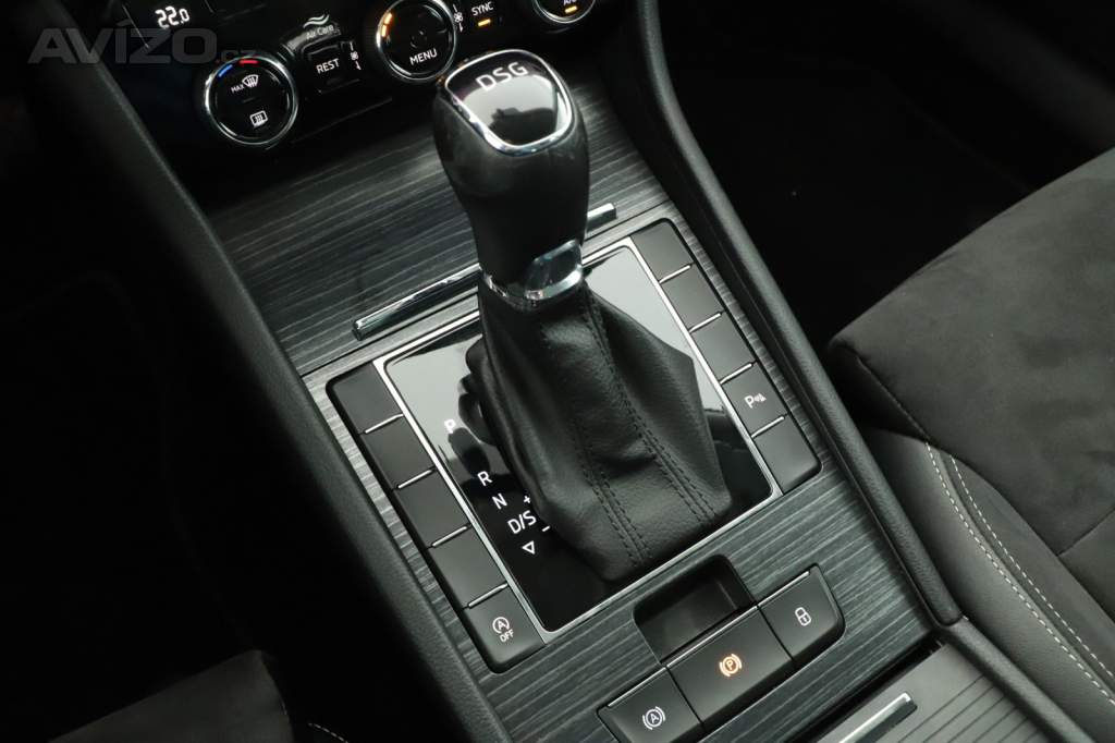 Foto inzerátu Skoda Superb 2.0 TDI