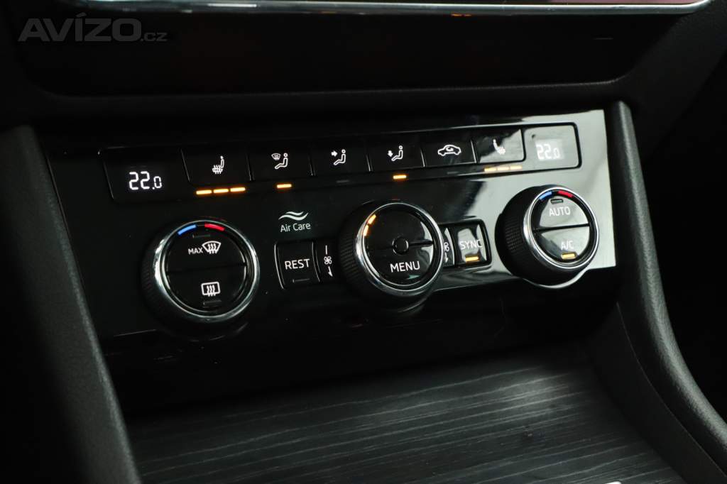 Foto inzerátu Skoda Superb 2.0 TDI