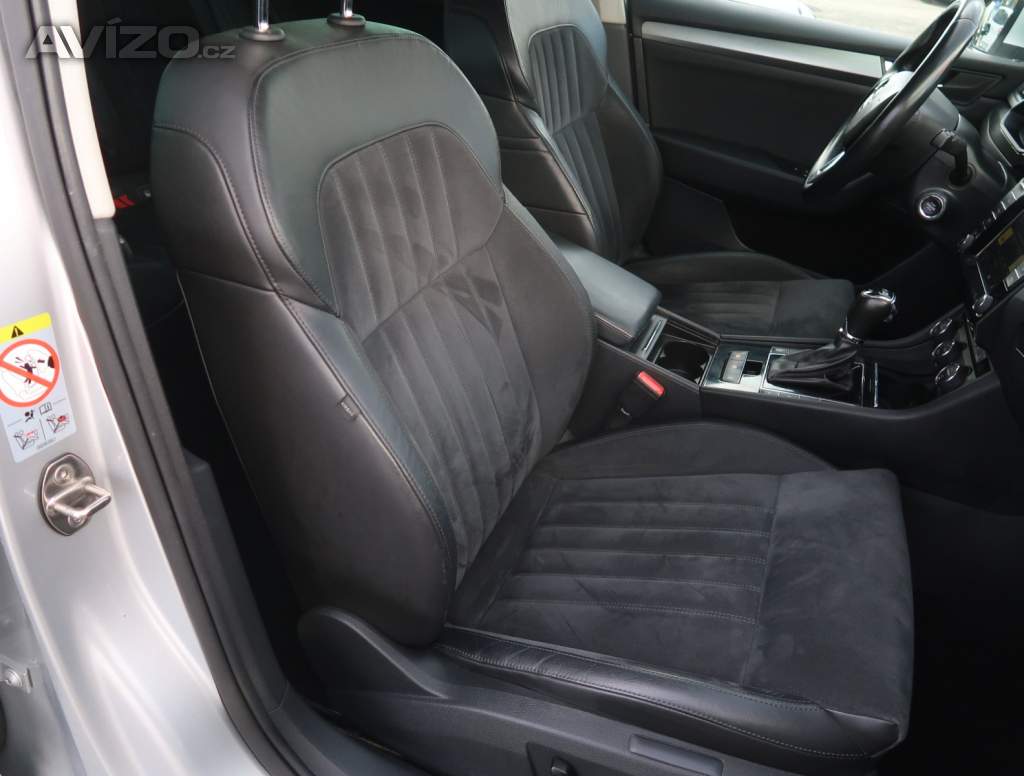 Foto inzerátu Skoda Superb 2.0 TDI