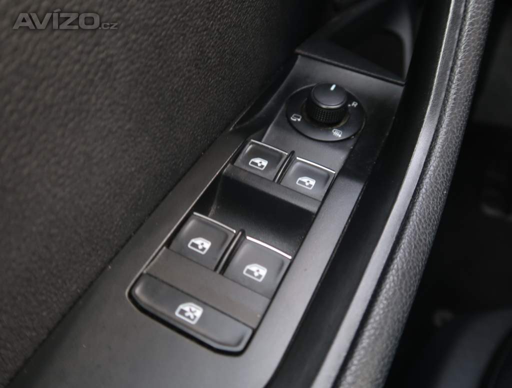 Foto inzerátu Skoda Superb 2.0 TDI