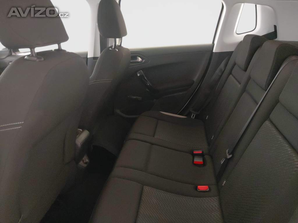 Foto inzerátu Peugeot 2008 1.2 PureTech