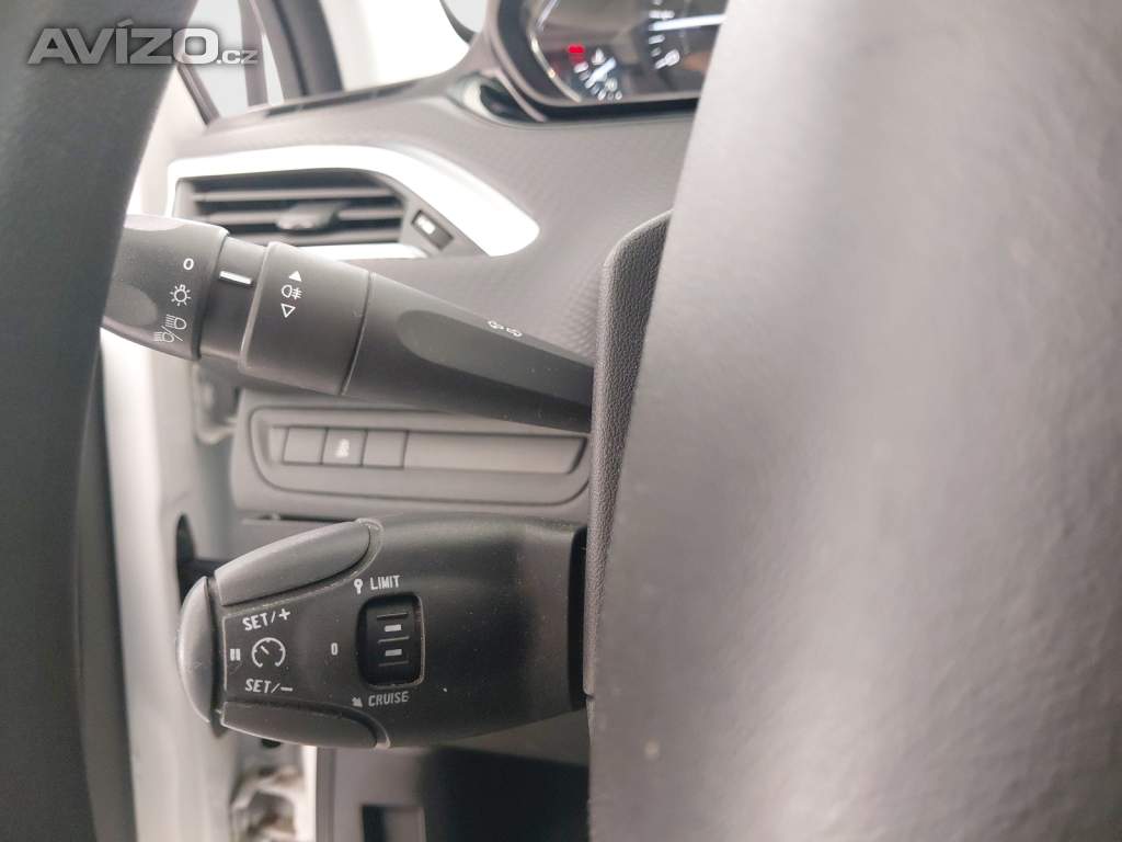 Foto inzerátu Peugeot 2008 1.2 PureTech