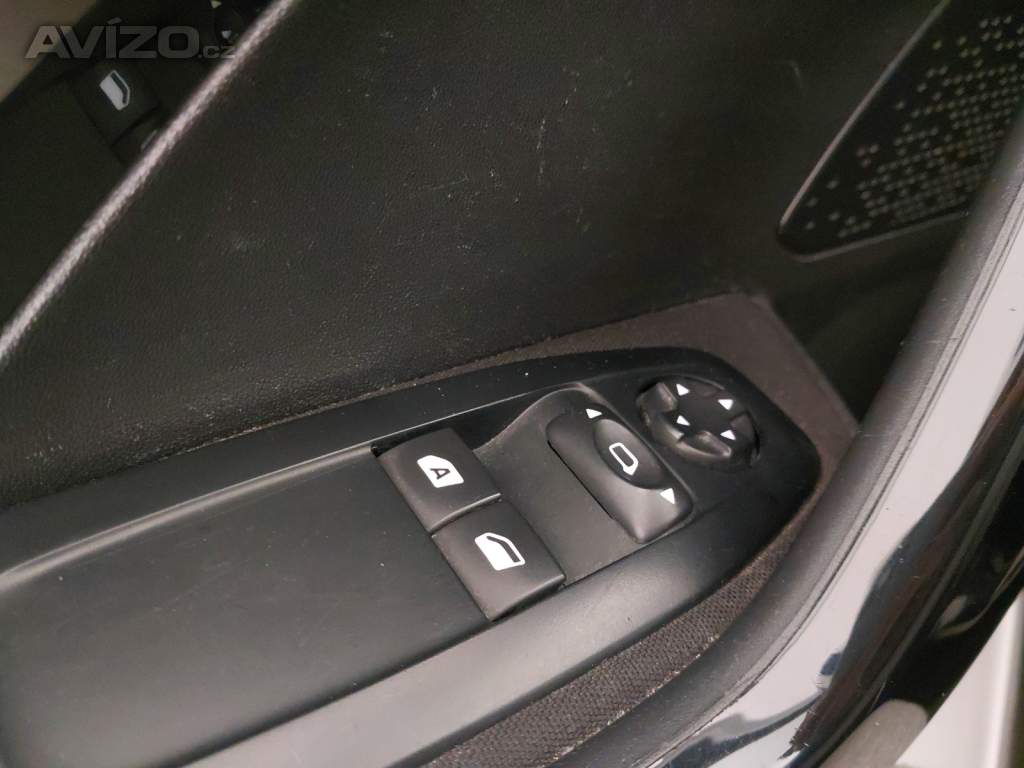 Foto inzerátu Peugeot 2008 1.2 PureTech