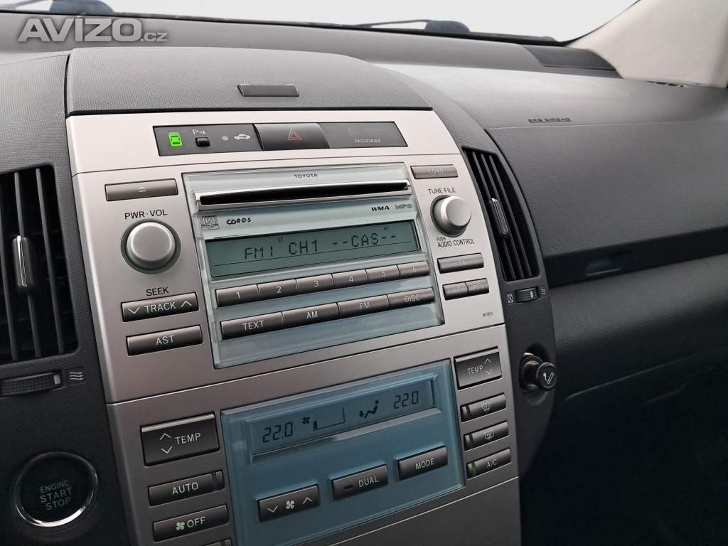 Foto inzerátu Toyota Corolla Verso 1.8