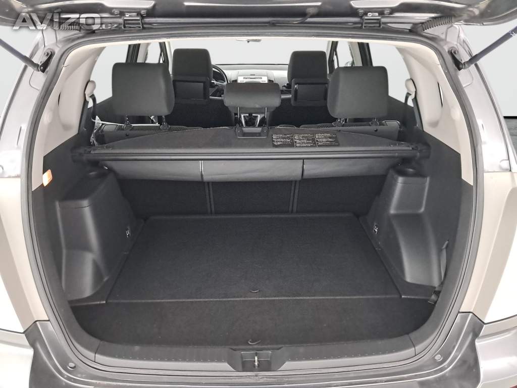 Foto inzerátu Toyota Corolla Verso 1.8