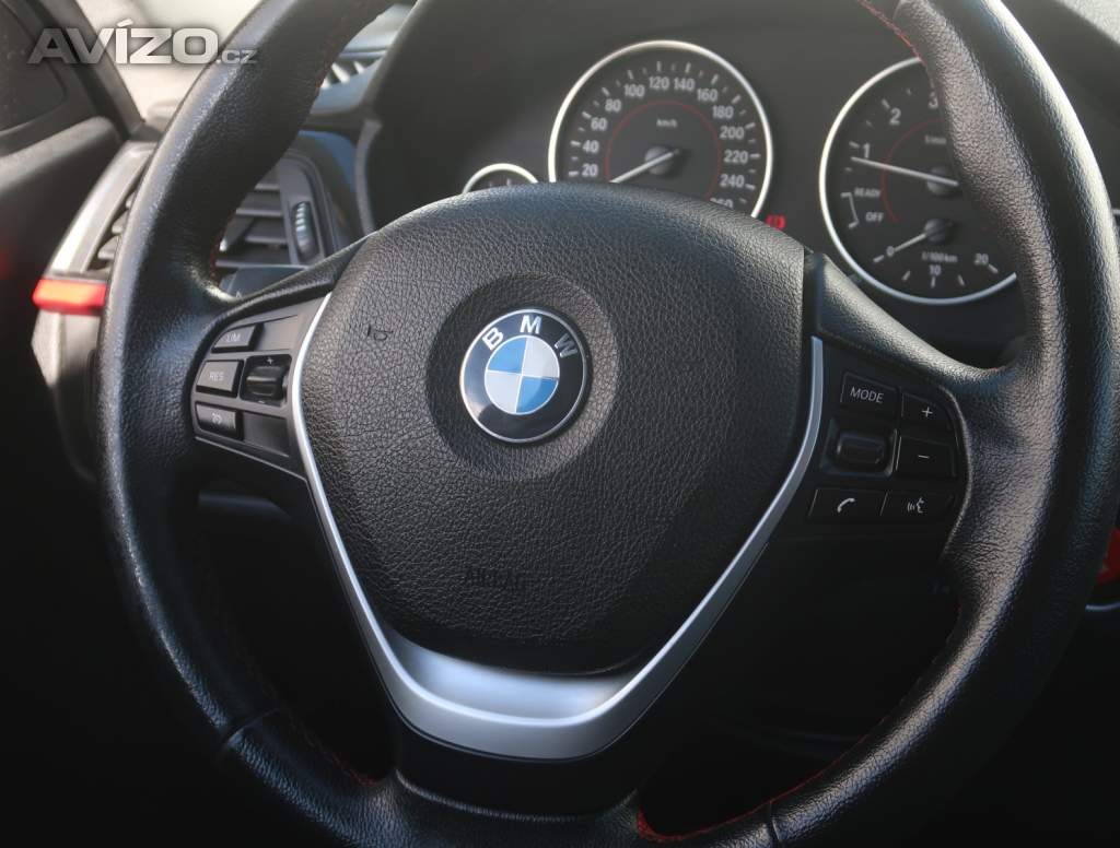 Foto inzerátu BMW 3 320 i