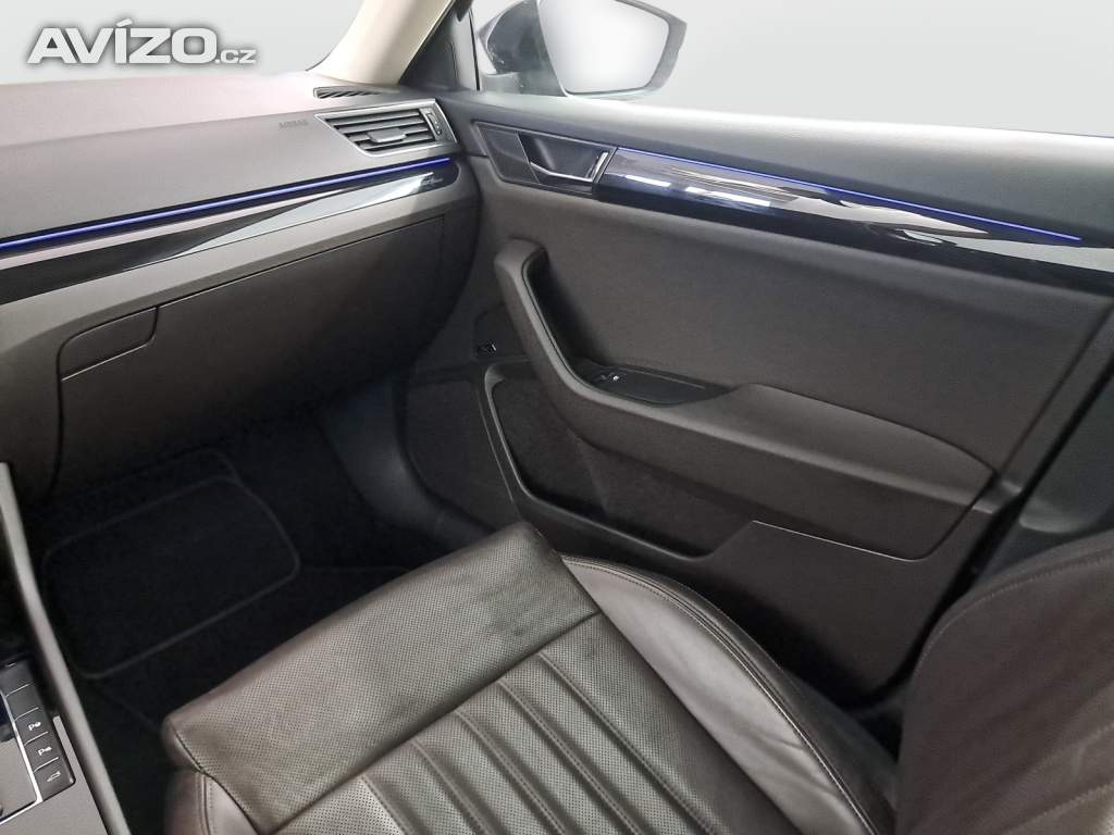 Foto inzerátu Skoda Superb 2.0 TDI 4x4