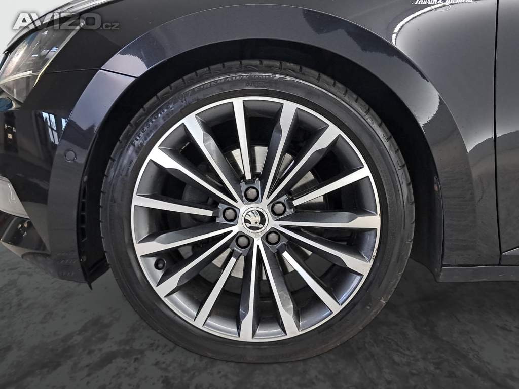 Foto inzerátu Skoda Superb 2.0 TDI 4x4