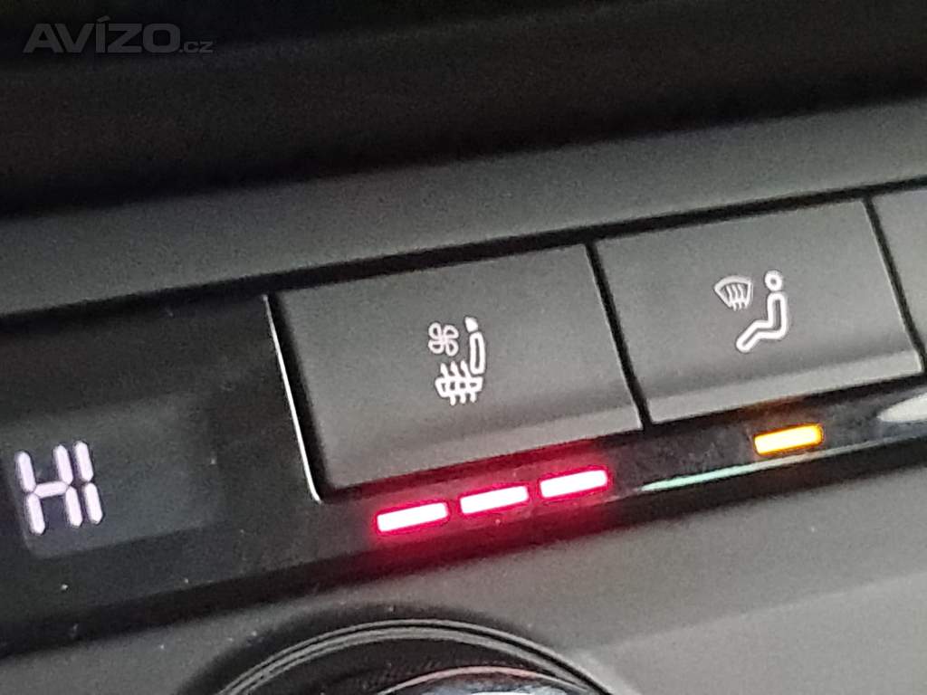 Foto inzerátu Skoda Superb 2.0 TDI 4x4